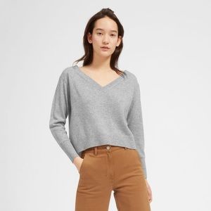 Everlane Cashmere V-Neck Crop Sweater
